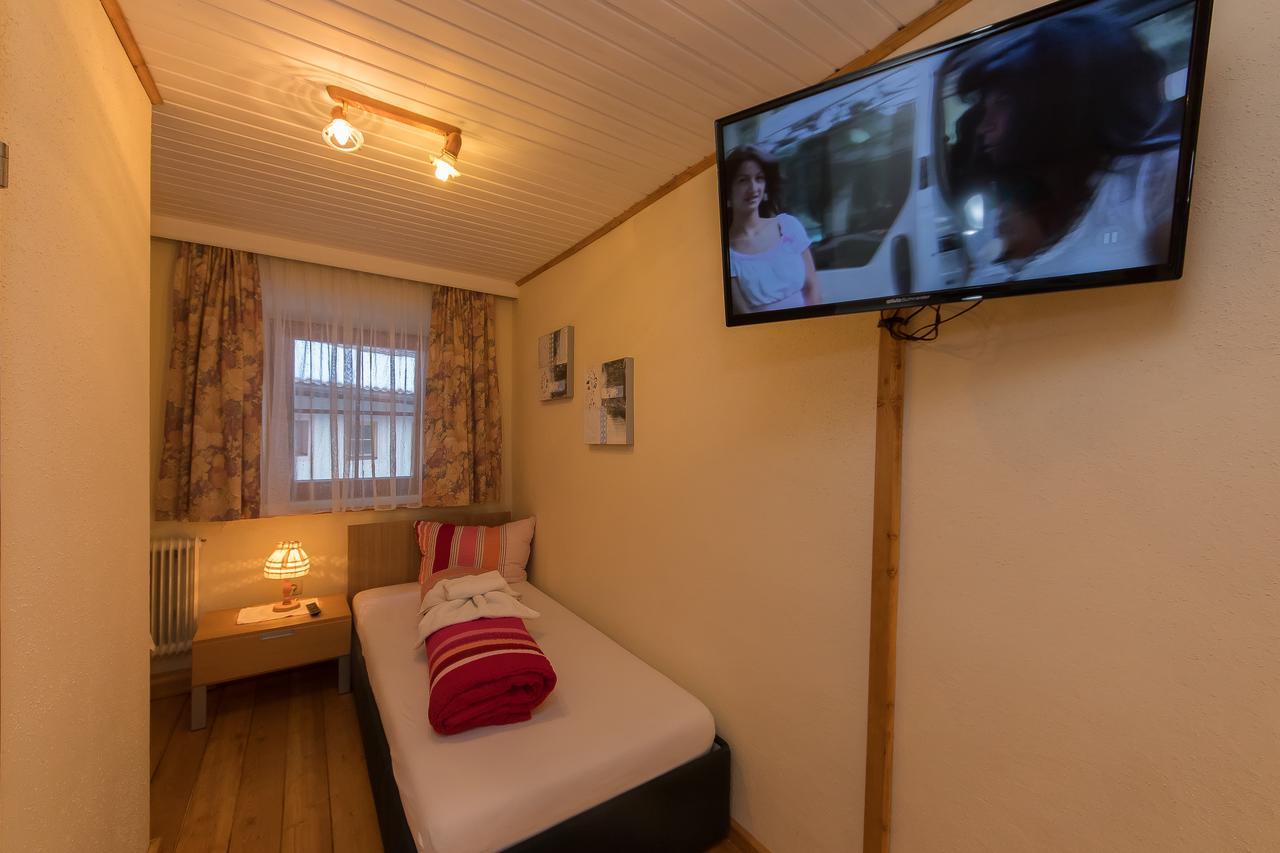 Gasthof-Pension Frohnwies Вайсбах-бай-Лофер Экстерьер фото